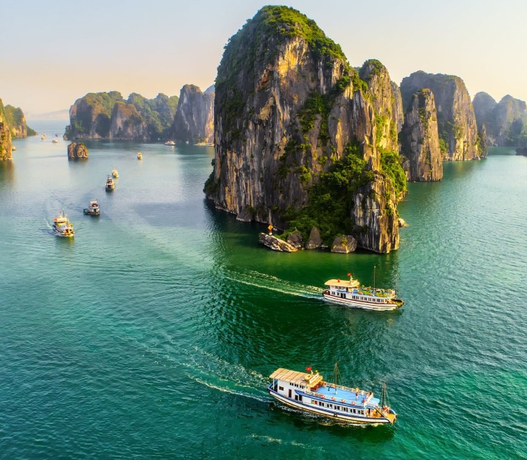 Halong Bay Vietnam - Du Lịch Vịnh Hạ Long